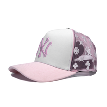 Cargar imagen en el visor de la galería, Gorra con monograma morado de Los Ángeles - Snapback