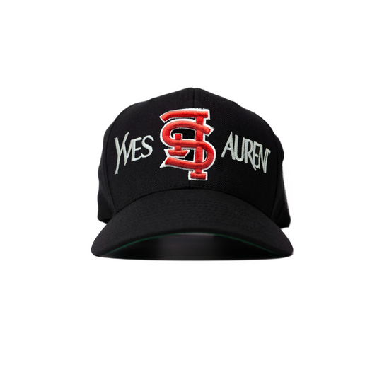 Gorra con visera ajustable V2 de Saint Louis en color negro