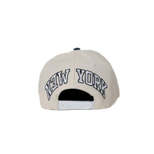 Cargar imagen en el visor de la galería, Parche de la ciudad - Yankees