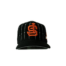 Load image into Gallery viewer, SF Giants - Pinstripe Snapback